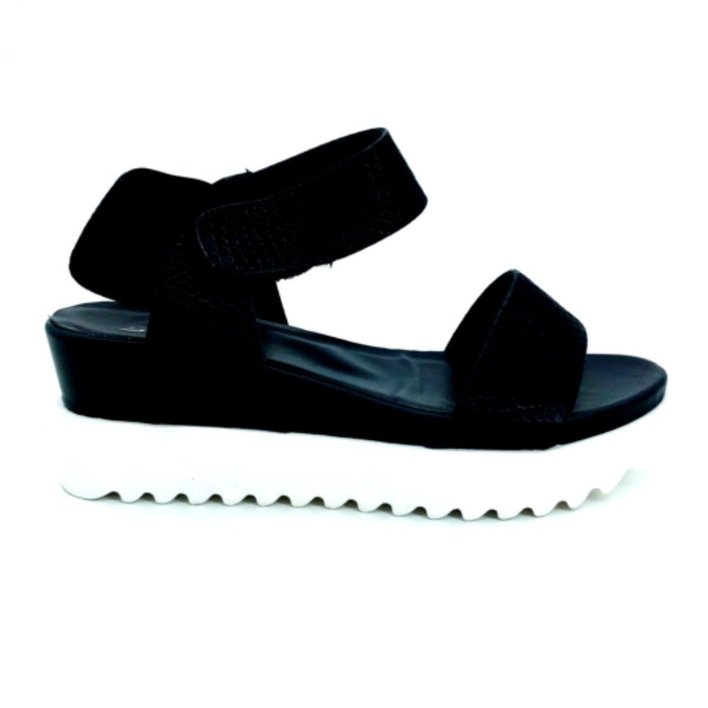Soda Womens Platform Wedge Ankle Strap Sandal Cushioned Insole Black Sz 8